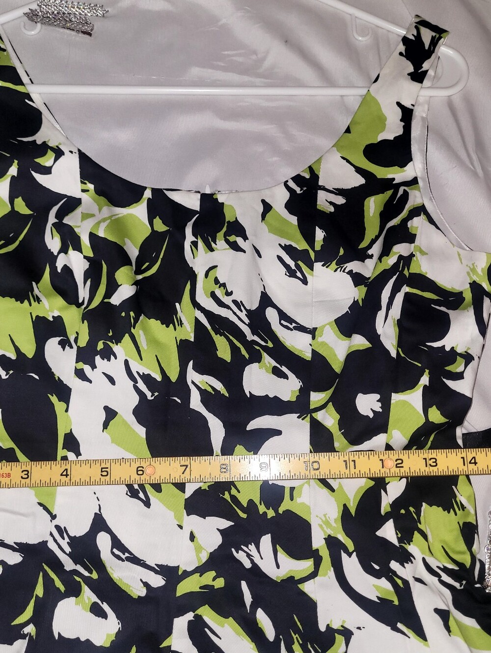 Steph's Pick:  Jessica Howard Dress, Size 6 - Picture 10 of 15
